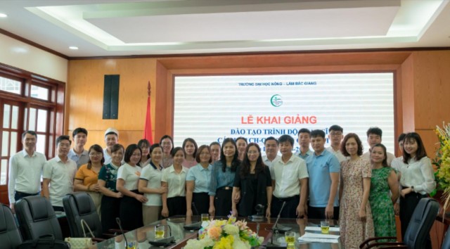 Lễ khai giảng chương trình đào tạo thạc sĩ ngành Quản lý kinh tế và Khoa học cây trồng